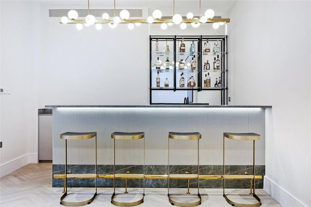 5 bedroom semi-detached house to rent - Photo 1