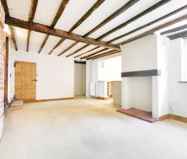 3 bedroom character property to rent - Photo 1