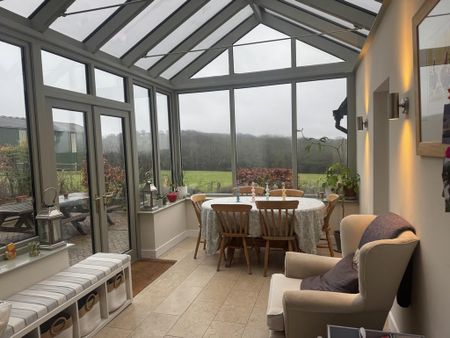 4 bedroom semi-detached house to rent - Photo 3