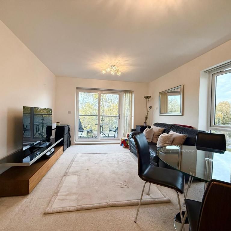 2 bedroom apartment to rent - Photo 1