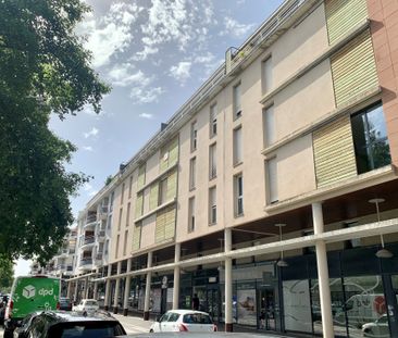 Location Appartement 1 pièce 24m² RODEZ 12000 - Photo 3