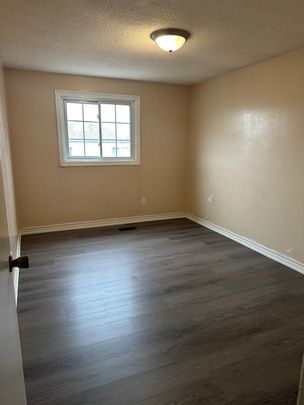 For Lease - 151 Morton Way Unit# Front unit, Brampton, Ontario - Photo 1