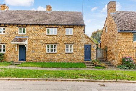 2 bedroom semi-detached house to rent - Photo 3