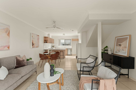 2/25 Grasspan Street, Zillmere QLD 4034 - Townhouse For Rent | Domain - Photo 2