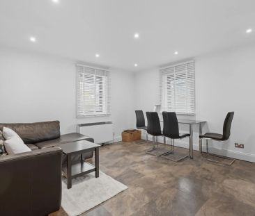 1 Bedroom Apartment - Photo 2