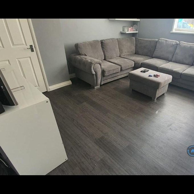 4 bedroom terraced house to rent - Photo 1