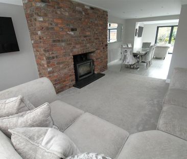 3 bedroom semi-detached house to rent - Photo 1