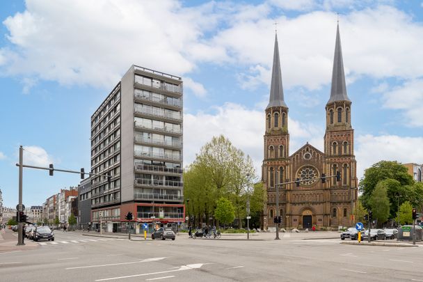 Leuke gemeubelde studio op toplocatie aan het Stadspark met gunstig EPC: 800€/maand +150€ maandelijkse lasten - Photo 1