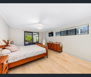 Family Home on a Corner Block! - Photo 5