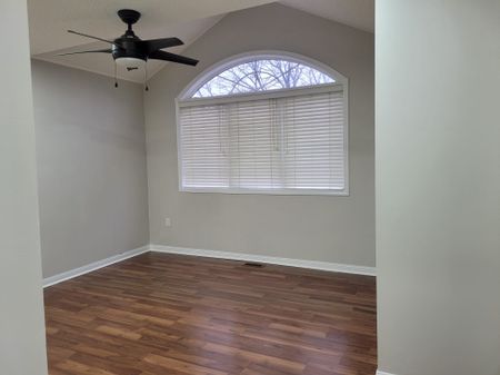 For Lease - 20 Bowsfield Drive, Brampton, Ontario - Photo 5