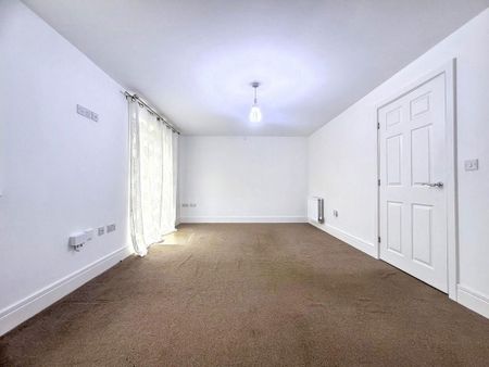3 bedroom detached house to rent - Photo 2