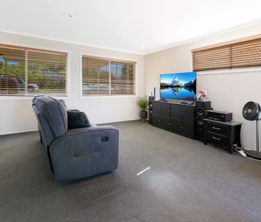 3 Bedroom House in Benowa - Photo 1