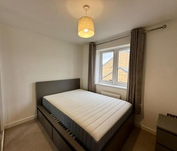 3 bedroom detached house to rent - Photo 4