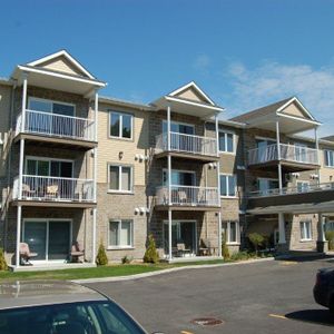 Grand 4 1/2 à louer à St-Hyacinthe - Photo 2
