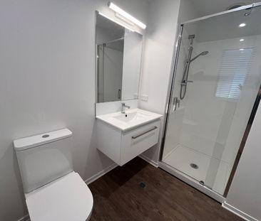 G02/1 Hewitts Road, Merivale - Photo 6