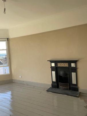 3 Bed Flat, Cromwell Road, BS6 - Photo 1