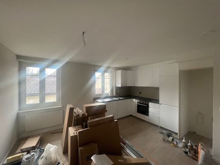 Envers 55– Bel appartement 3.5 pièces rénové au 3ème étage au centre-ville du Locle - Photo 4