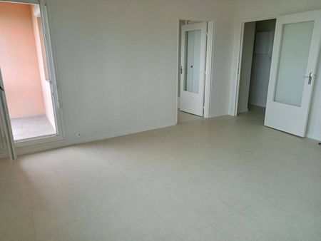 Location appartement 1 pièce 34.77 m² à Mâcon (71000) TRES CALME AGGLOMERATION - Photo 3