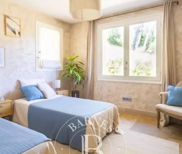 Maison • Le Tholonet - Photo 6