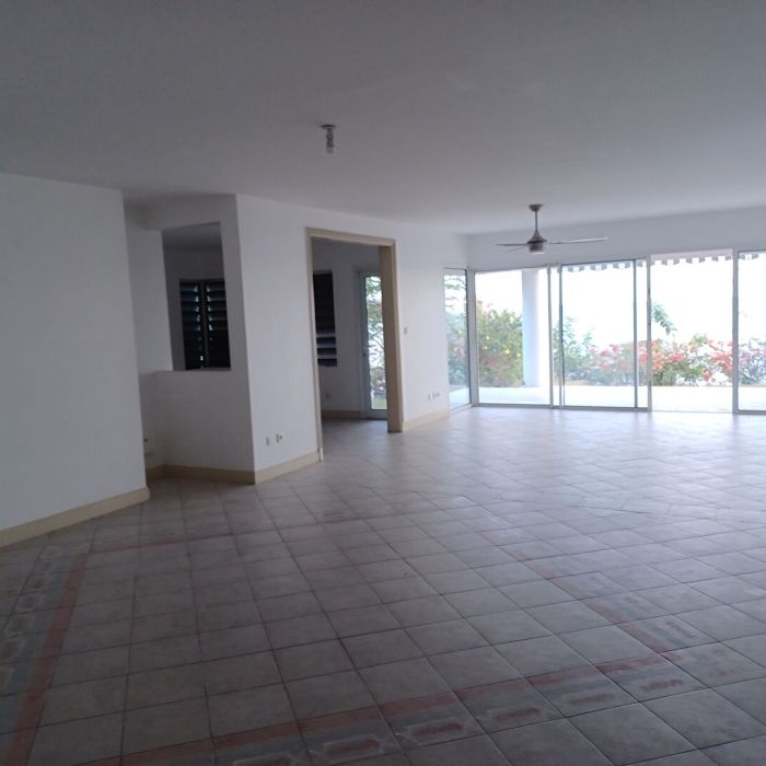 Location Appartement 170m² 5 pièces Fort de france - Photo 1