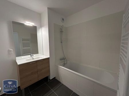 Location Appartement 3 pièces 65m² TRELAZE 49800 - Photo 5