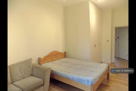 1 bedroom flat to rent - Photo 2