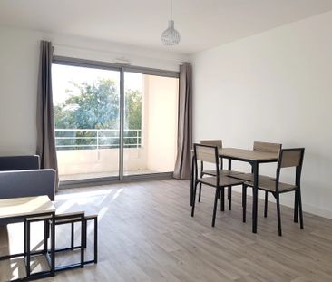 Location Appartement 2 pièces 38m² LA ROCHELLE 17000 - Photo 6