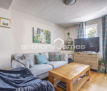 2 bedroom end of terrace house to rent - Photo 2