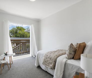 Large Family Home - Photo 6