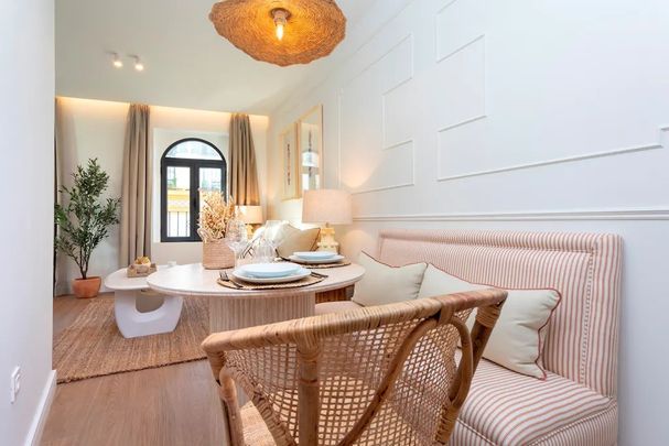 Calle Zaragoza, Sevilla, Andalusia 41001 - Photo 1