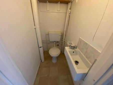 St. Peter Street, Tiverton, EX16 - Photo 5