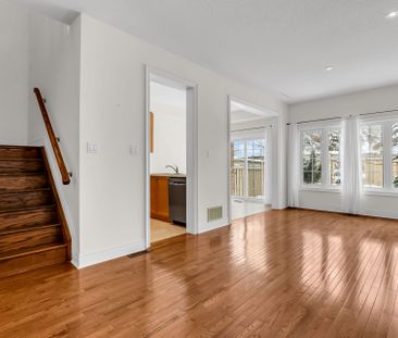 For Lease - 320 Ravineview Drive Unit# 9, Vaughan, Ontario - Photo 4