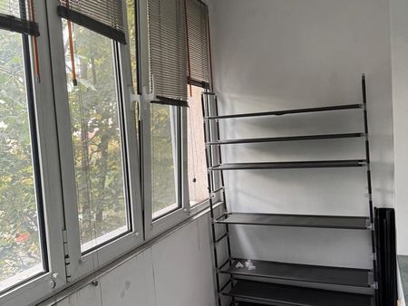 Berceni- decomandat, 2 gr sanitare, loc de parcare - Photo 4