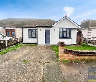 Avondale Road, Basildon - Photo 5