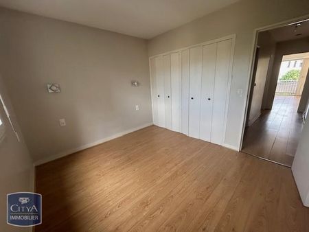 Location Appartement 2 pièces 40m² PERIGUEUX 24000 - Photo 2