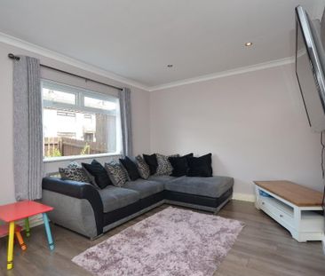 31 Maple Gardens, Carrickfergus, BT38 8EN - Photo 2