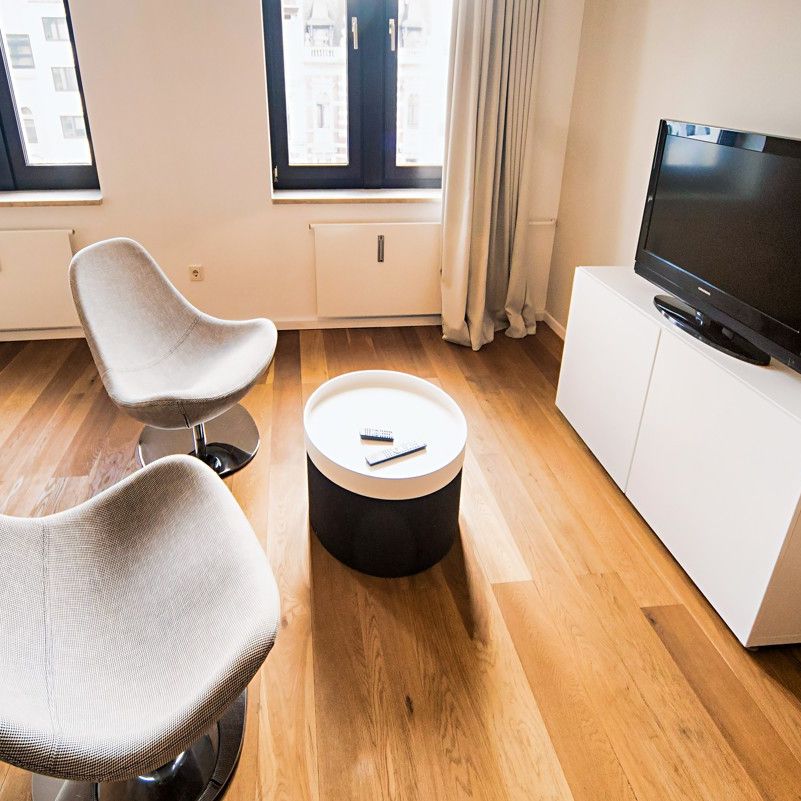 Welc(H)ome® by RIDA FLATS – CGN City: All-in! Internet, Balkon & Top-Lage - Photo 1