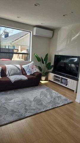 Brand new house for rent - Photo 2