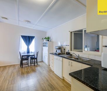 33 Donegal Street, Kuraby QLD 4112 - House For Rent | Domain - Photo 4