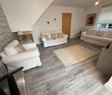 5 bedroom detached house to rent - Photo 2