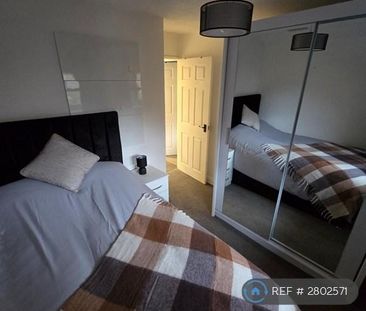 4 bedroom detached house to rent - Photo 4