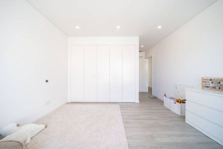 Luxury 5 bedroom Detached House for rent in Cascais, Portugal - Photo 5