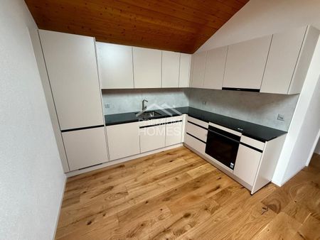 Charmante 2.5 Zimmer-Wohnung in zentraler Lage! - Photo 4