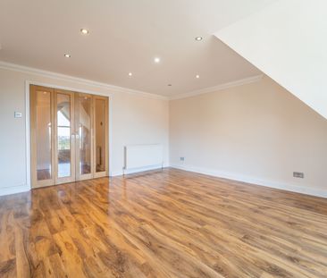 2 bed flat to rent in Alton Road, Poole, BH14 - Photo 1