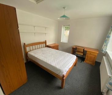 4 bedroom house to rent - Photo 2