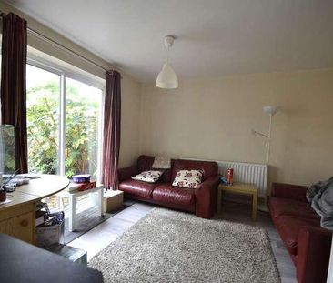 Linden Court, Englefield Green, TW20 - Photo 1