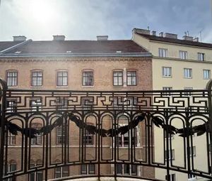 1010 - Toplage am Rudolfsplatz: "4-Zimmer-Altbaujuwel mit zwei kleinen Balkonen - ERSTBEZUG NACH GENERALSANIERUNG" - Photo 3