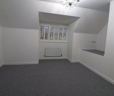 4 bedroom semi-detached house to rent - Photo 1