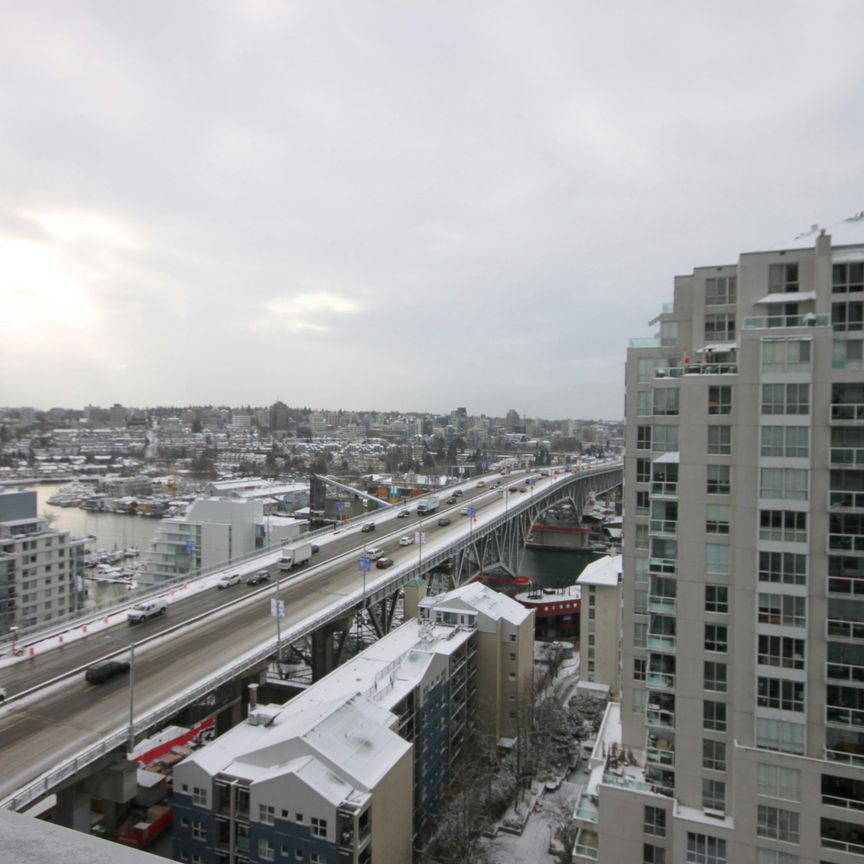 2002-1480 Howe St, Vancouver House - Photo 1