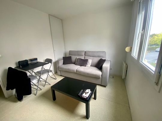 A LOUER Appartement 1 pièce(s) 14.87 m2 FOLIE COUVRECHEF - Photo 1